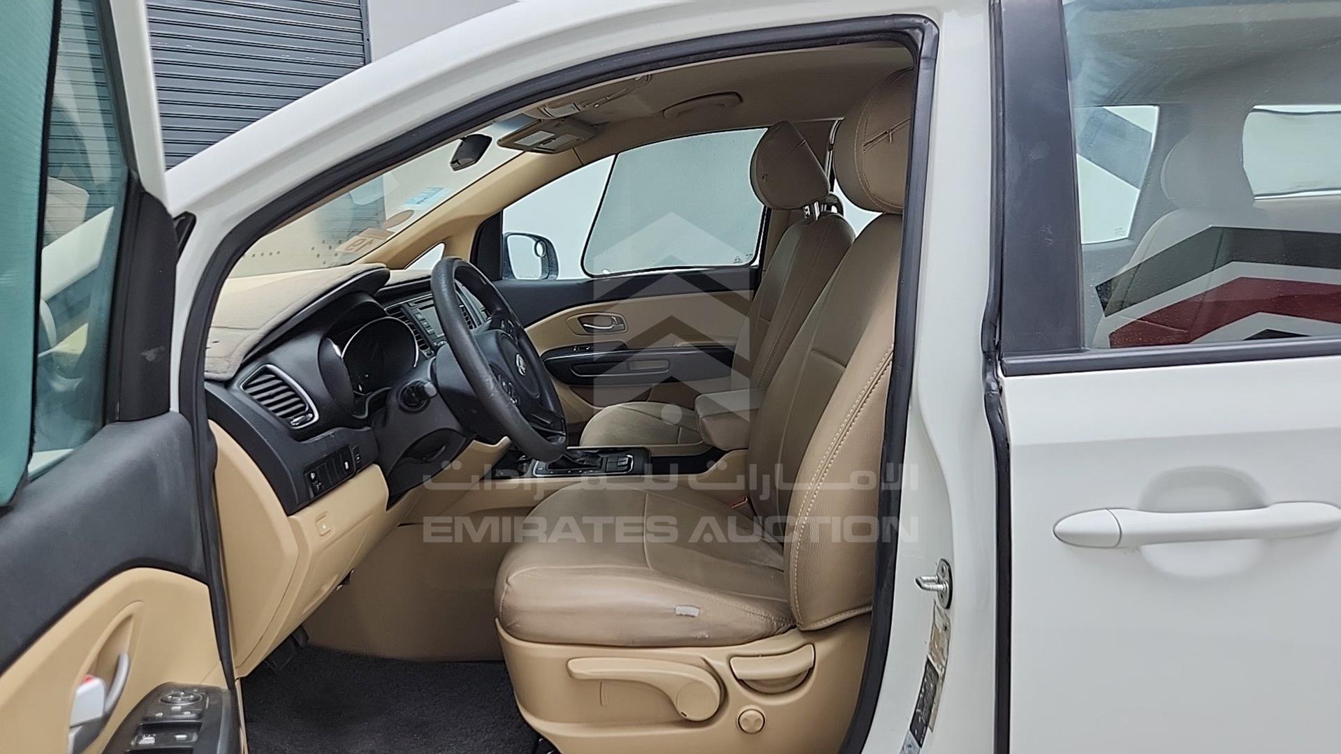 2018 KIA CARNIVAL VIN: KNAMB8120J6412148