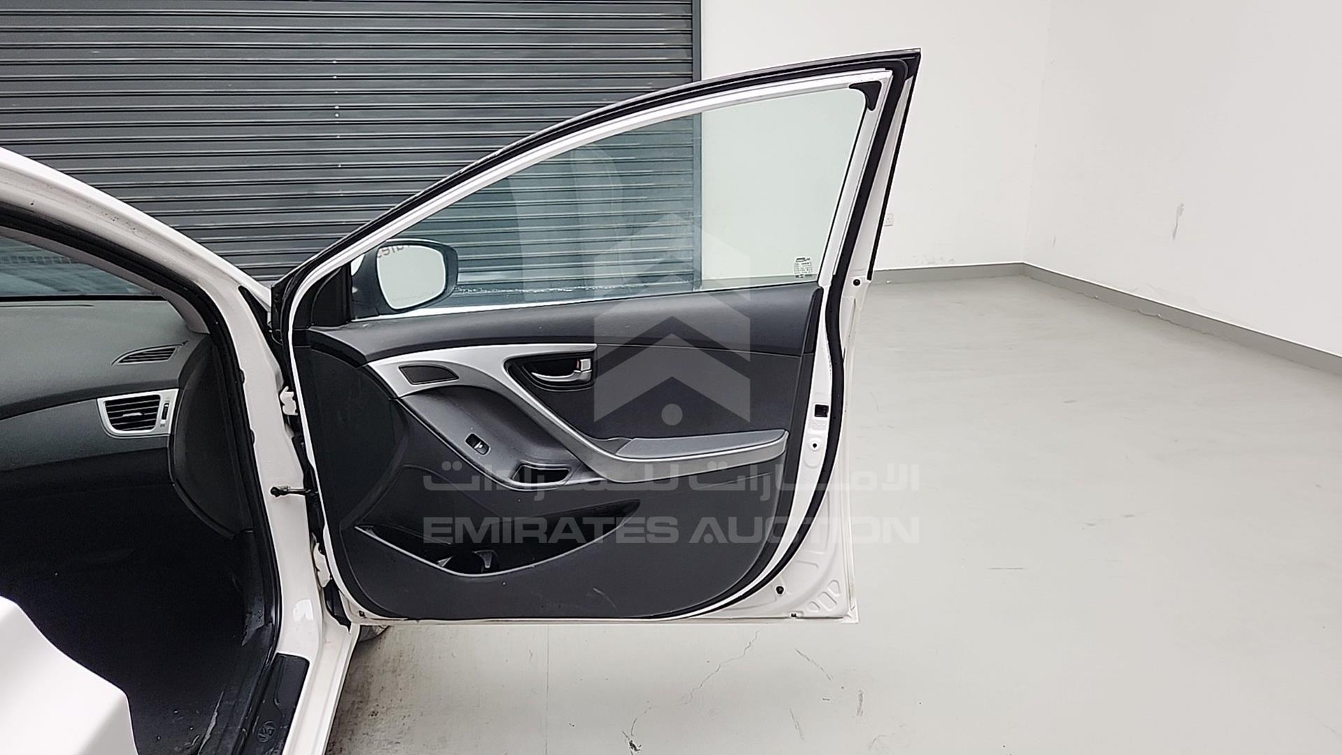 2015 HYUNDAI ELANTRA VIN: KMHDG41C6FU409615