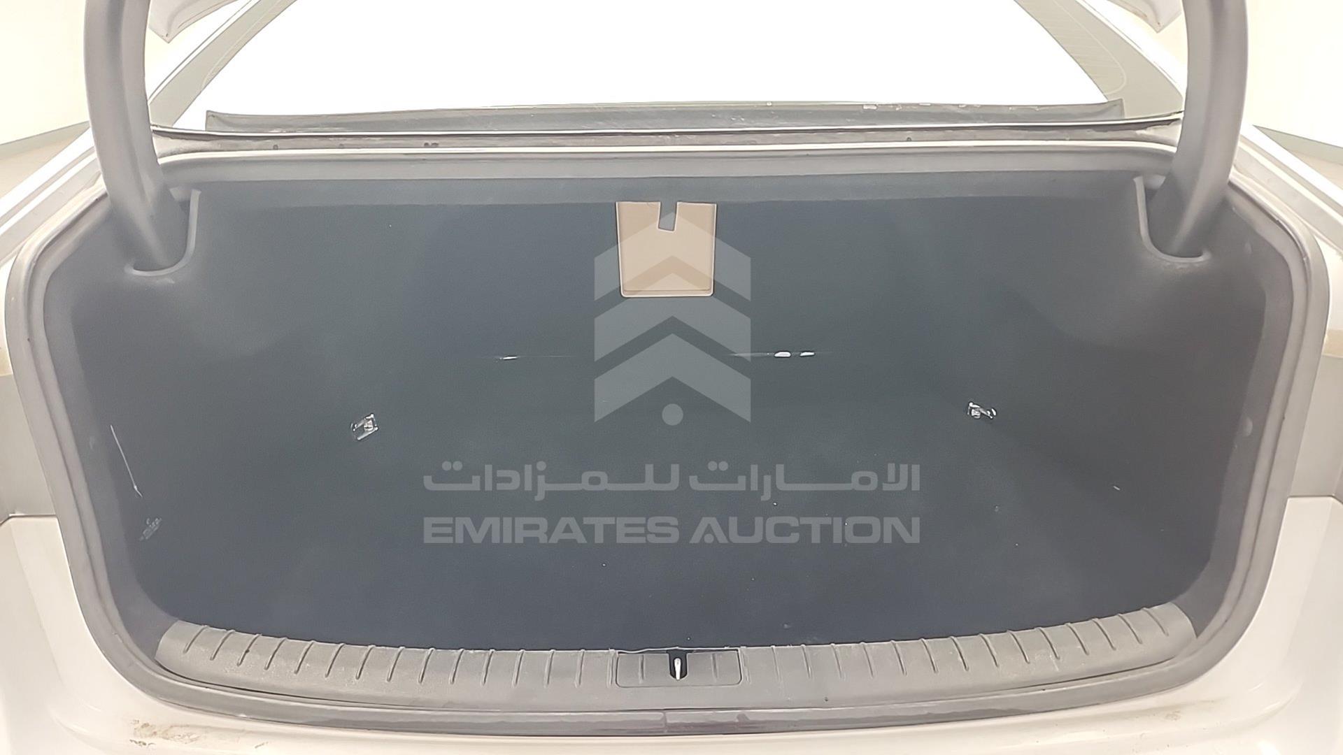 2015 HYUNDAI GENESIS VIN: KMHGN41EBFU057576