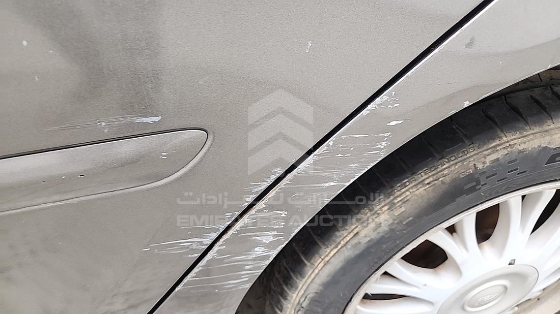 2004 Toyota Camry — Scratch — Photo 33