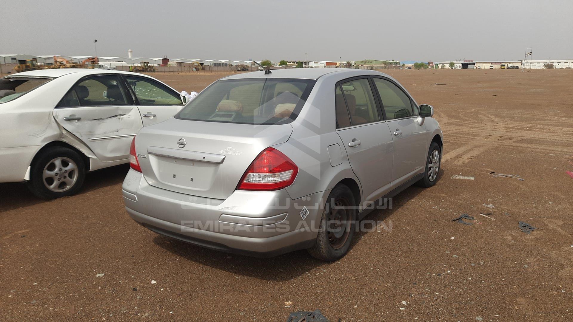 2008 NISSAN VERSA VIN: 3N1BC11E88L451310