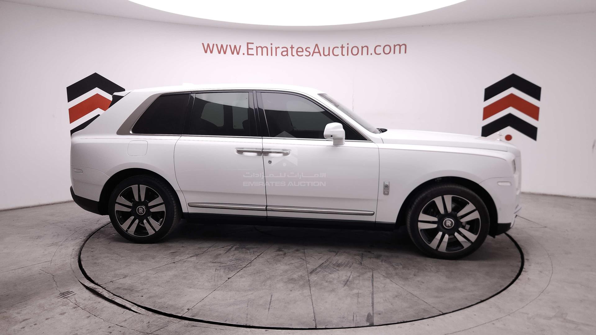2022 ROLLS-ROYCE CULLINAN VIN: SLATV4A03NU208904