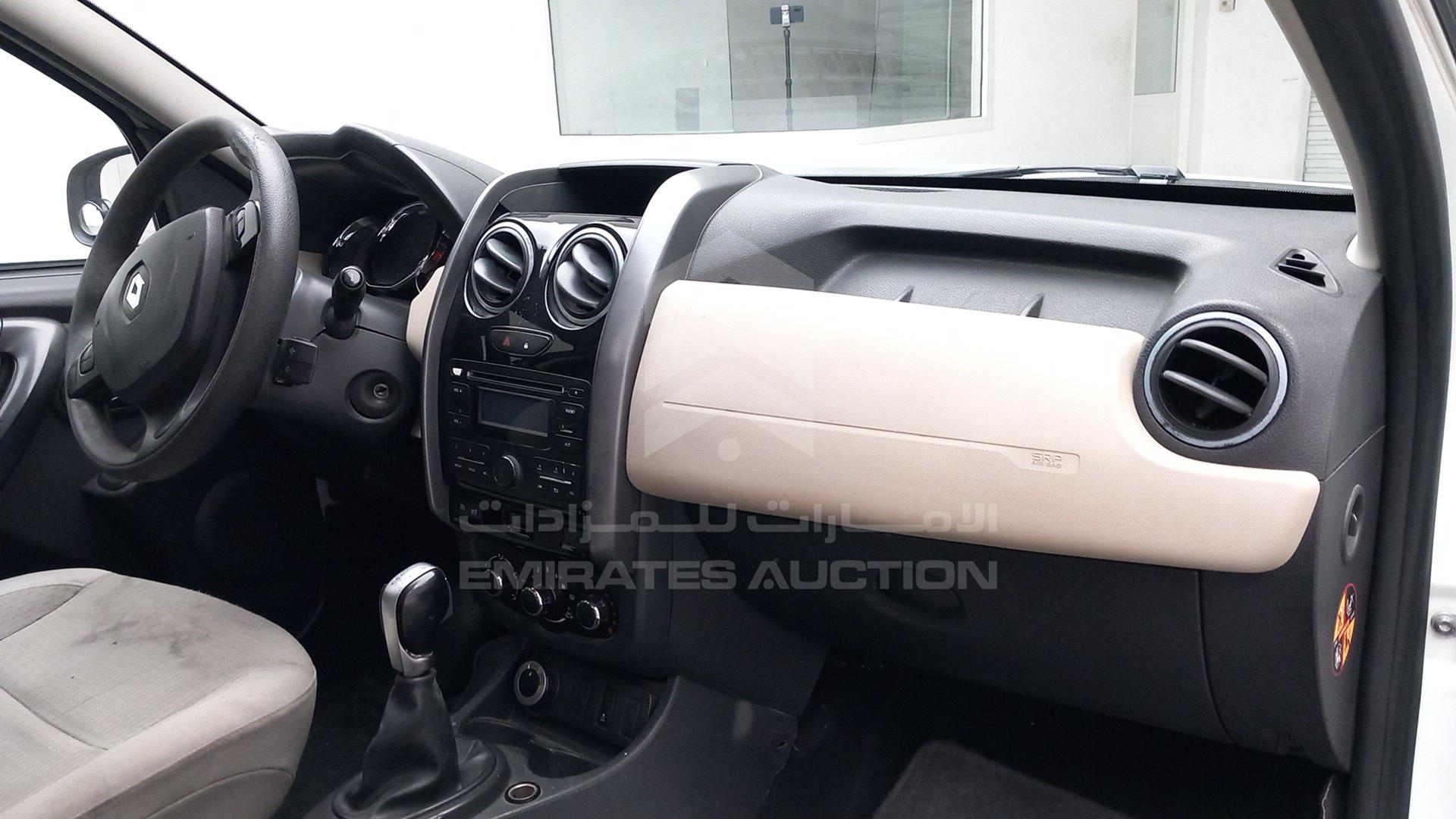 2018 RENAULT DUSTER VIN: VF1HSRGJXJH573389