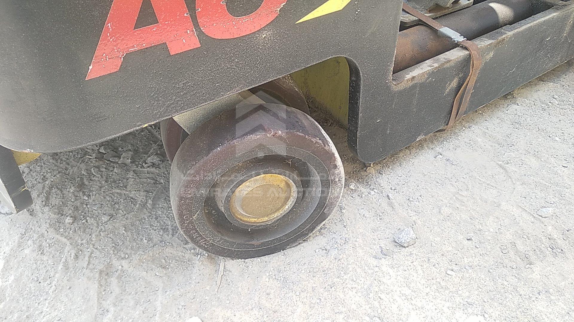 0 HYSTER --- VIN: D435T06549T