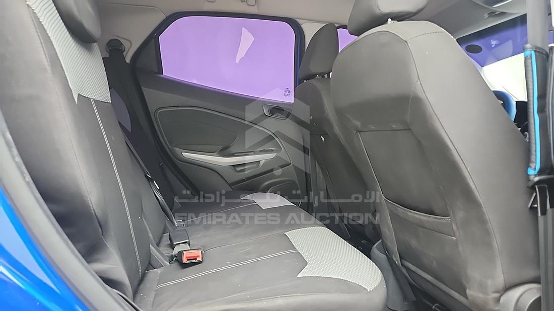 فورد ايكو سبورت 2016 — زاوية الراكب الخلفي اليمنى — صورة 25
