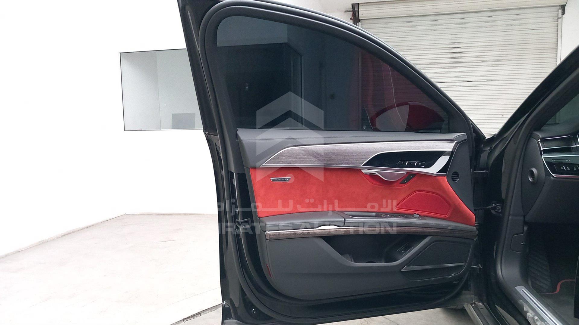 2021 AUDI A8 L VIN: WAUZZZF85MN018708