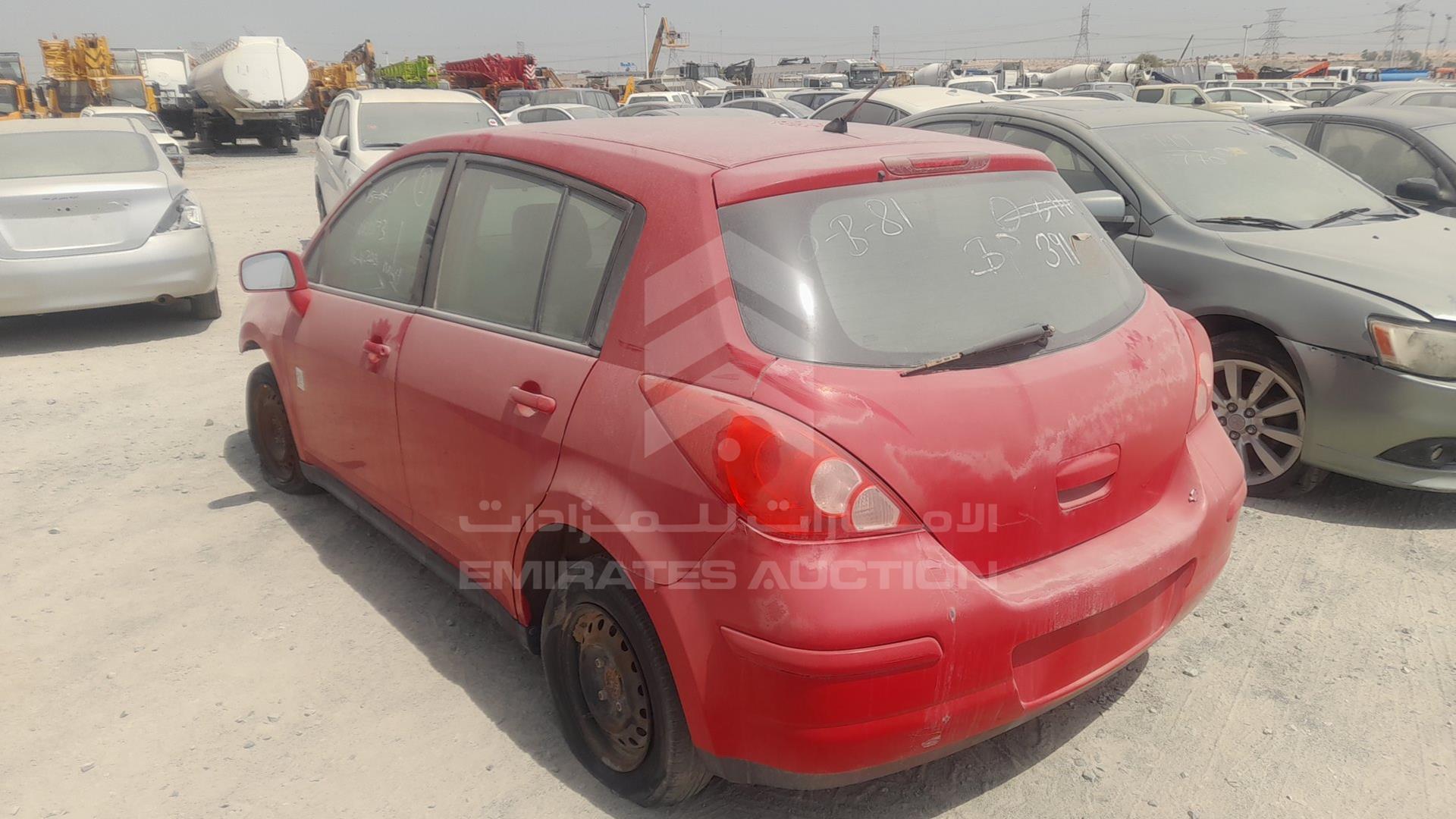 2011 NISSAN TIIDA VIN: 3N1BC1C64BK218379