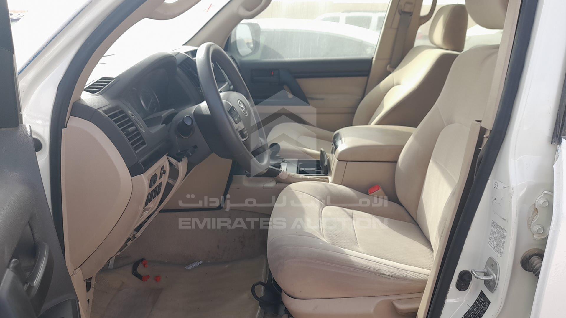 2013 TOYOTA LAND CRUISER VIN: JTMDU09J9D4063128