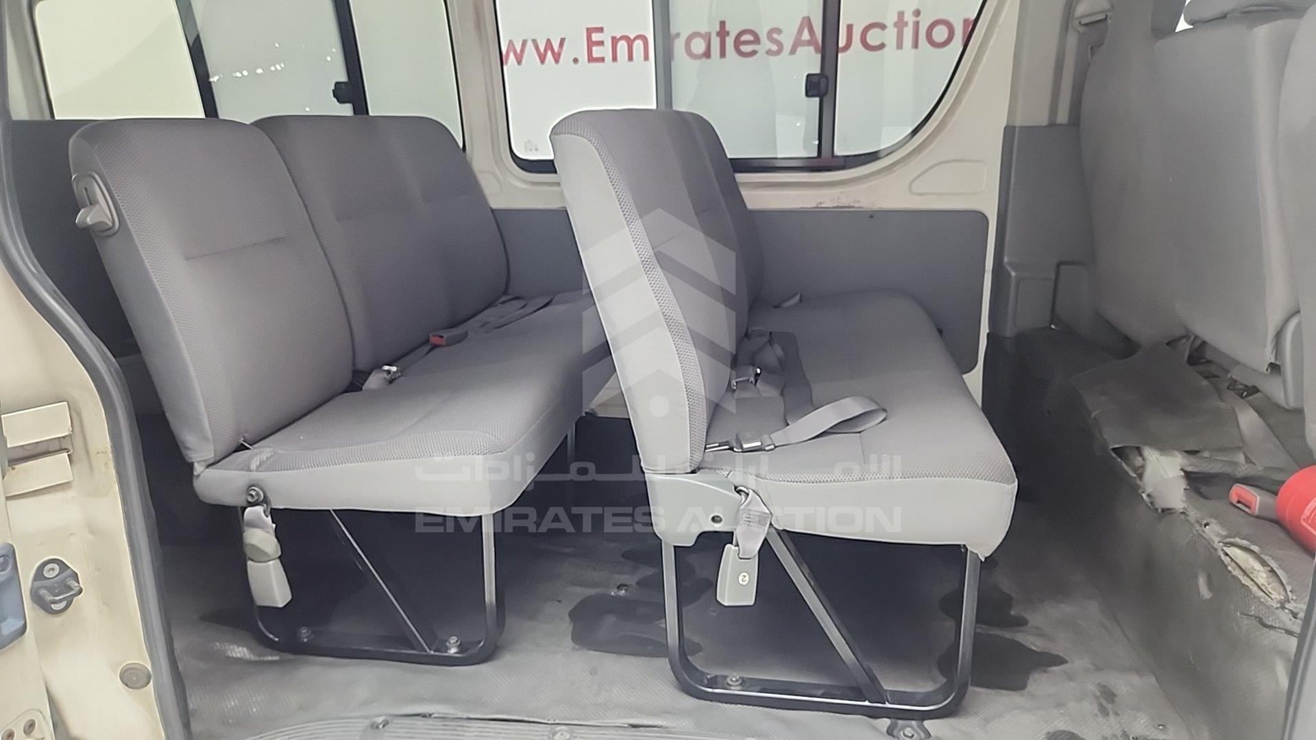 2007 TOYOTA HIACE VIN: JTGJX02P475007625