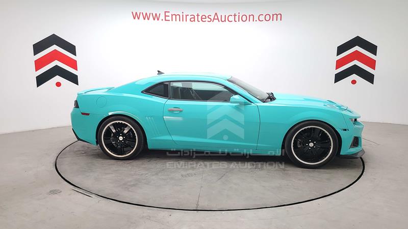 2G1FB1EV4A9210812 Auction: EmiratesAuction Lot: 405395 2G1FB1EV4A9210812 Chevrolet Camaro 2010 BLUE Photo 47
