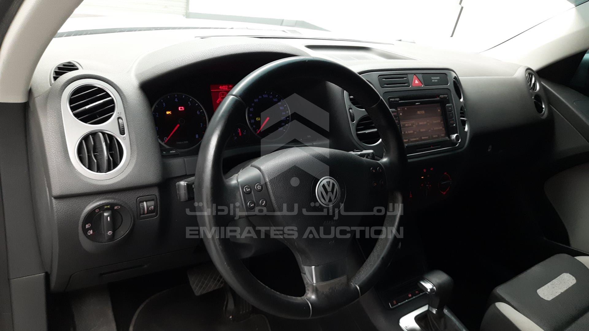 2009 VOLKSWAGEN TIGUAN VIN: WVGCE15N29W069870
