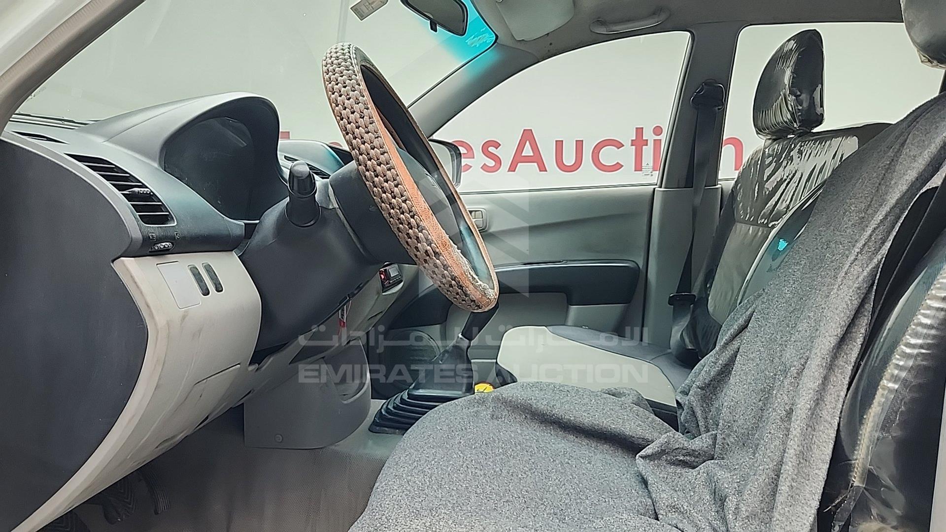 2012 MITSUBISHI L 200 VIN: MMBJNKA40CD053877