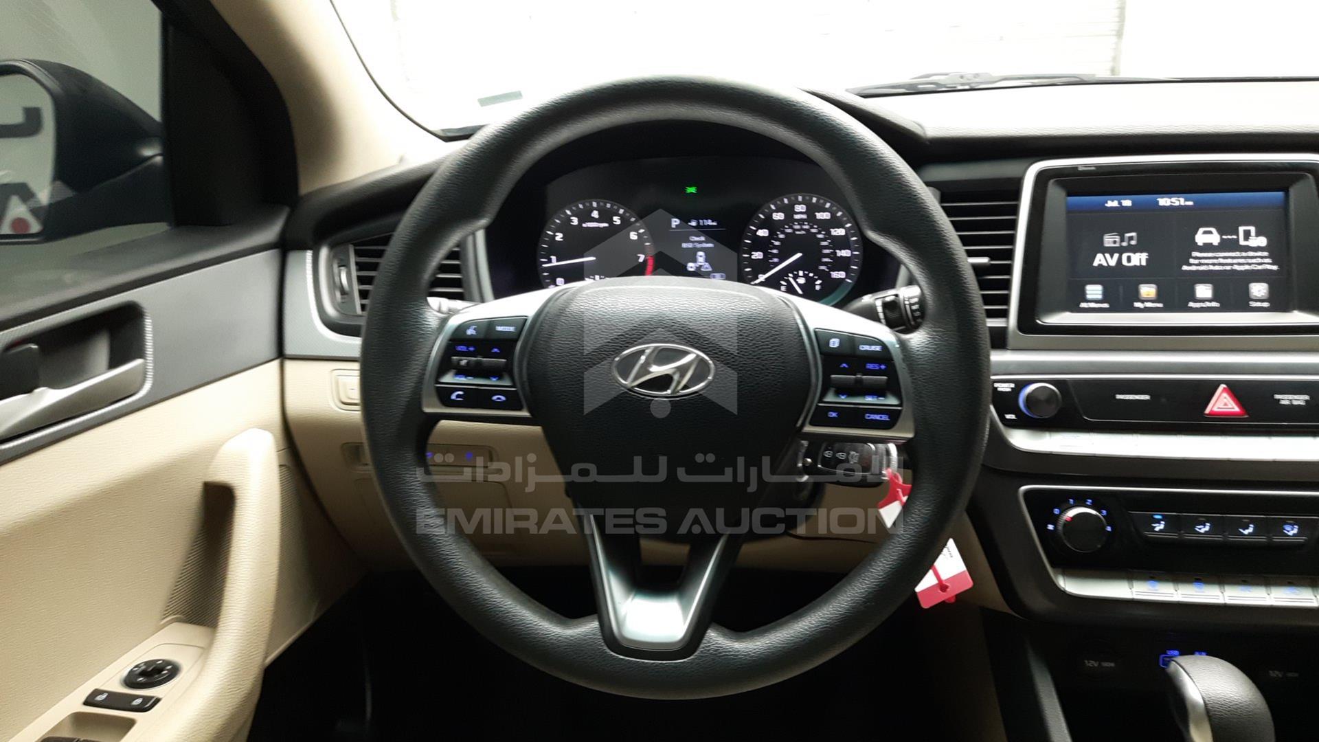 2018 HYUNDAI SONATA VIN: 5NPE24AF0JH627652