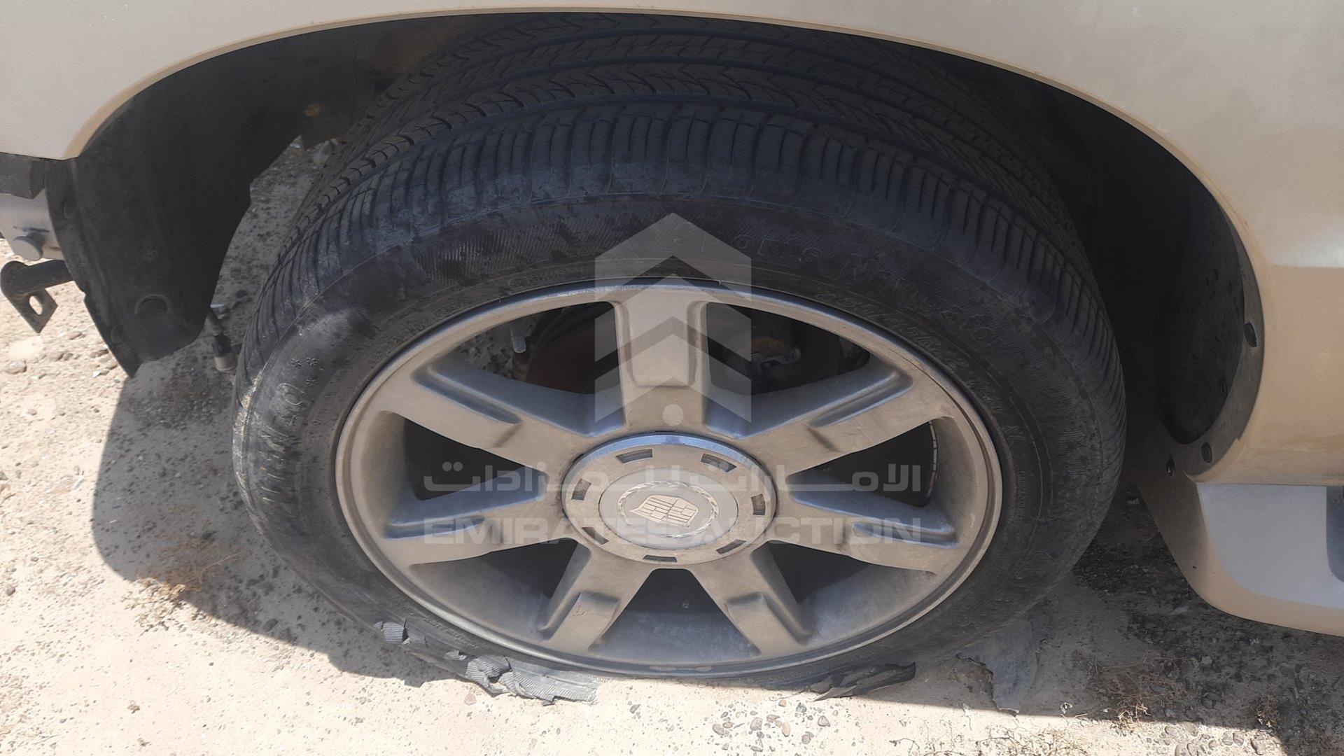 2004 CADILLAC ESCALADE VIN: 1GYEK63N64R224749