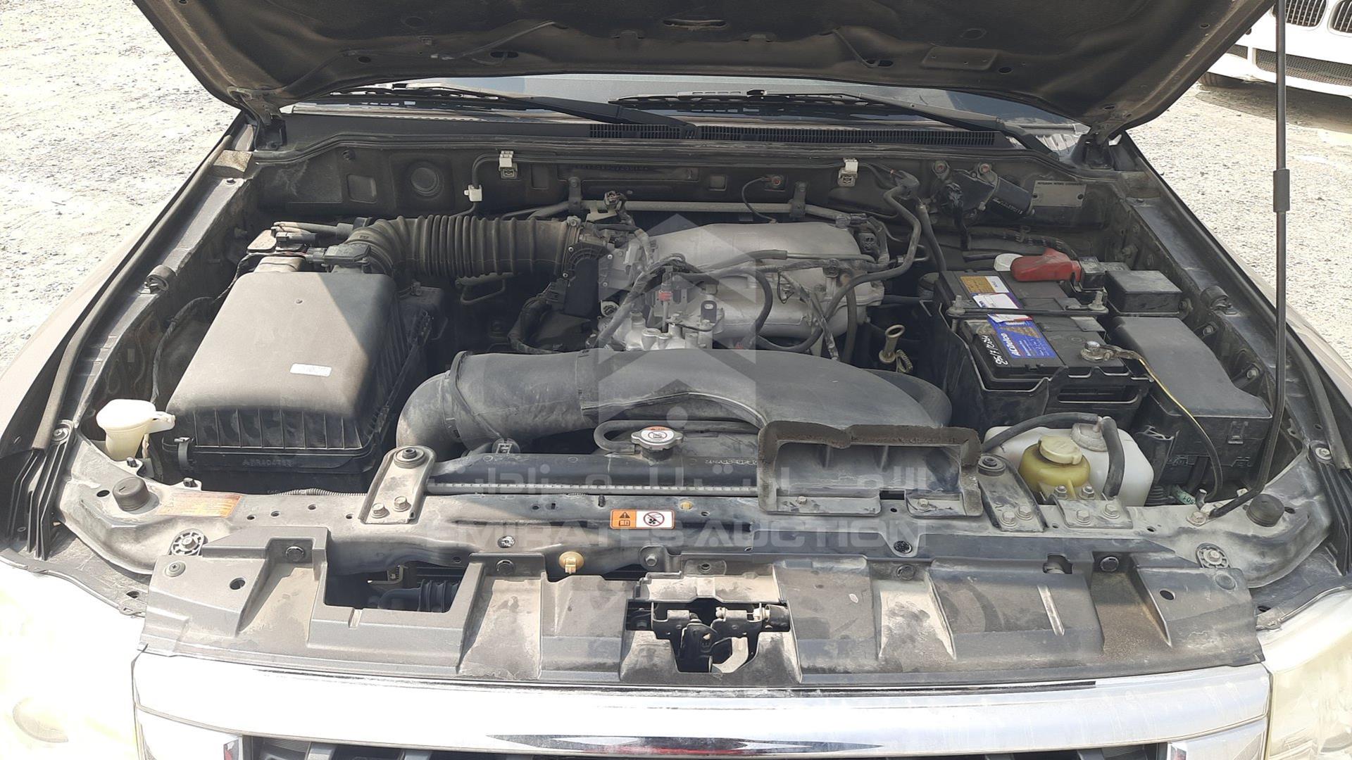2016 MITSUBISHI PAJERO VIN: JMYMRV85WGJ725010