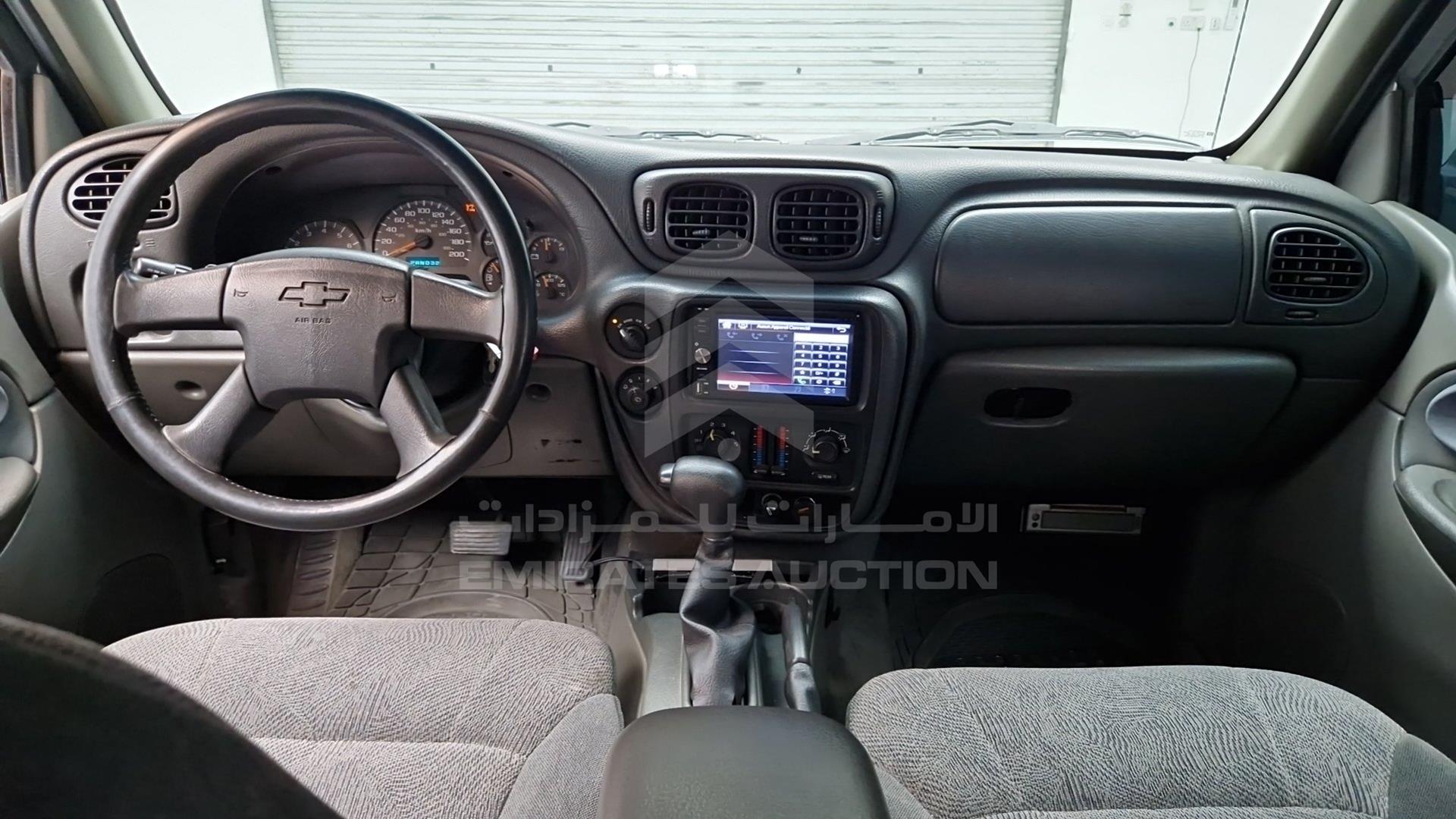2002 CHEVROLET TRAILBLAZER VIN: 1GNDT13S522359953