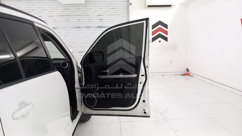 JS3TD54V274115577 Auction: EmiratesAuction Lot: 408892 JS3TD54V274115577 Suzuki Grand Vitara 2007 WHITE Photo 27