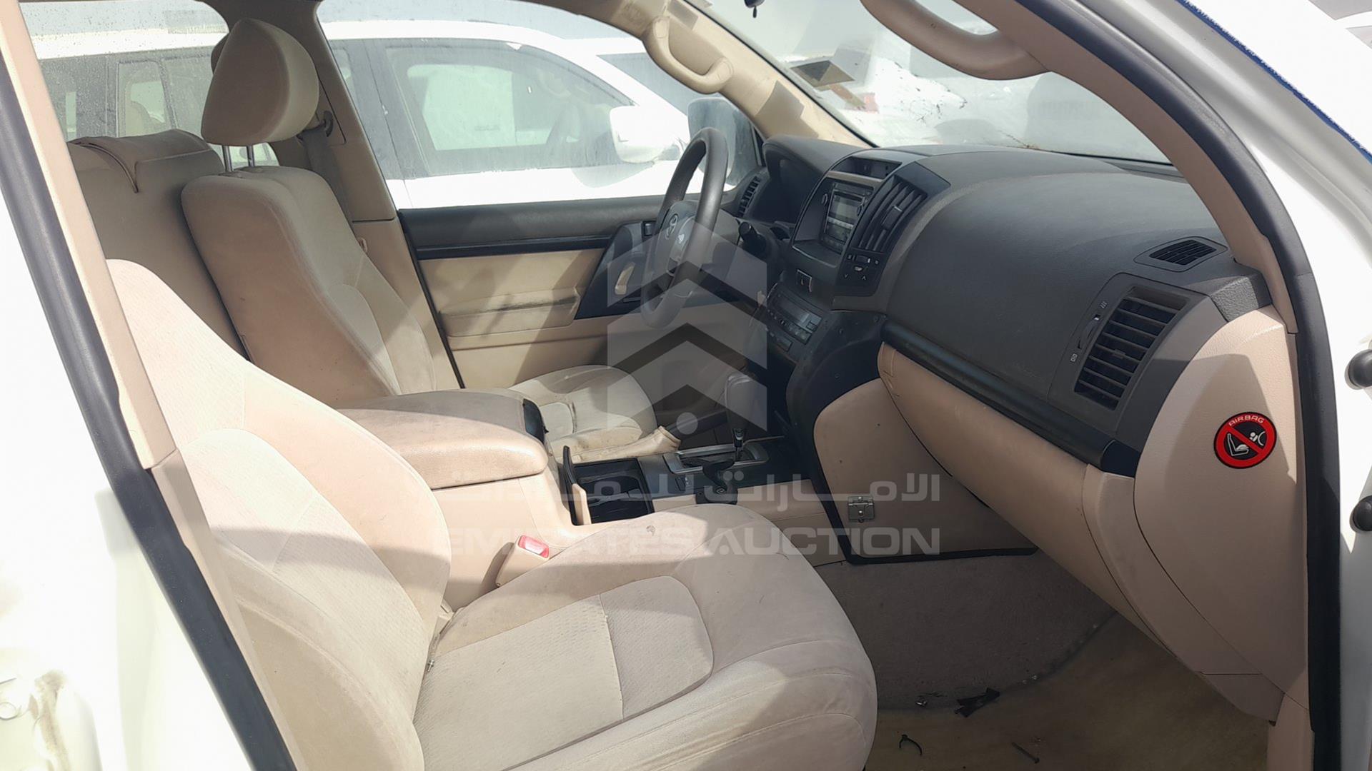 2013 TOYOTA LAND CRUISER VIN: JTMDU09J9D4063128