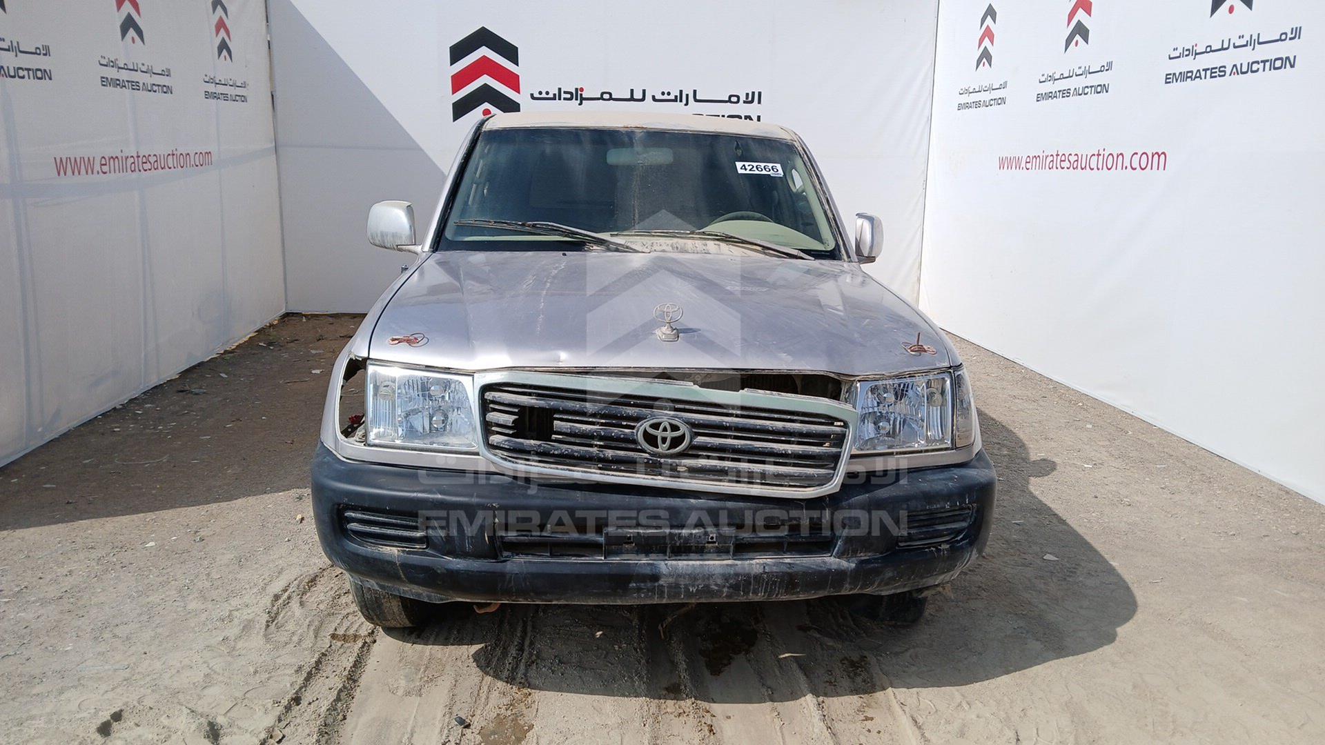 2000 TOYOTA LAND CRUISER VIN: JT3HJ09J5Y0027111