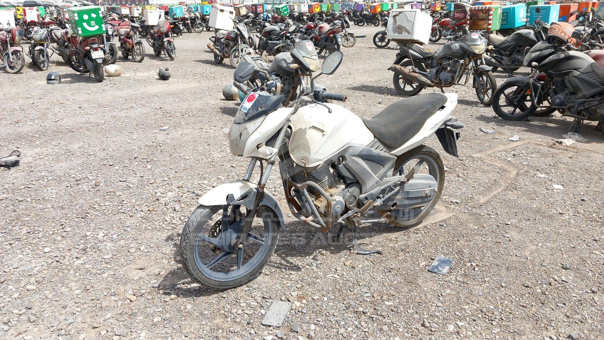2018 HONDA UNICORN VIN: ME4KC20B1J8002845