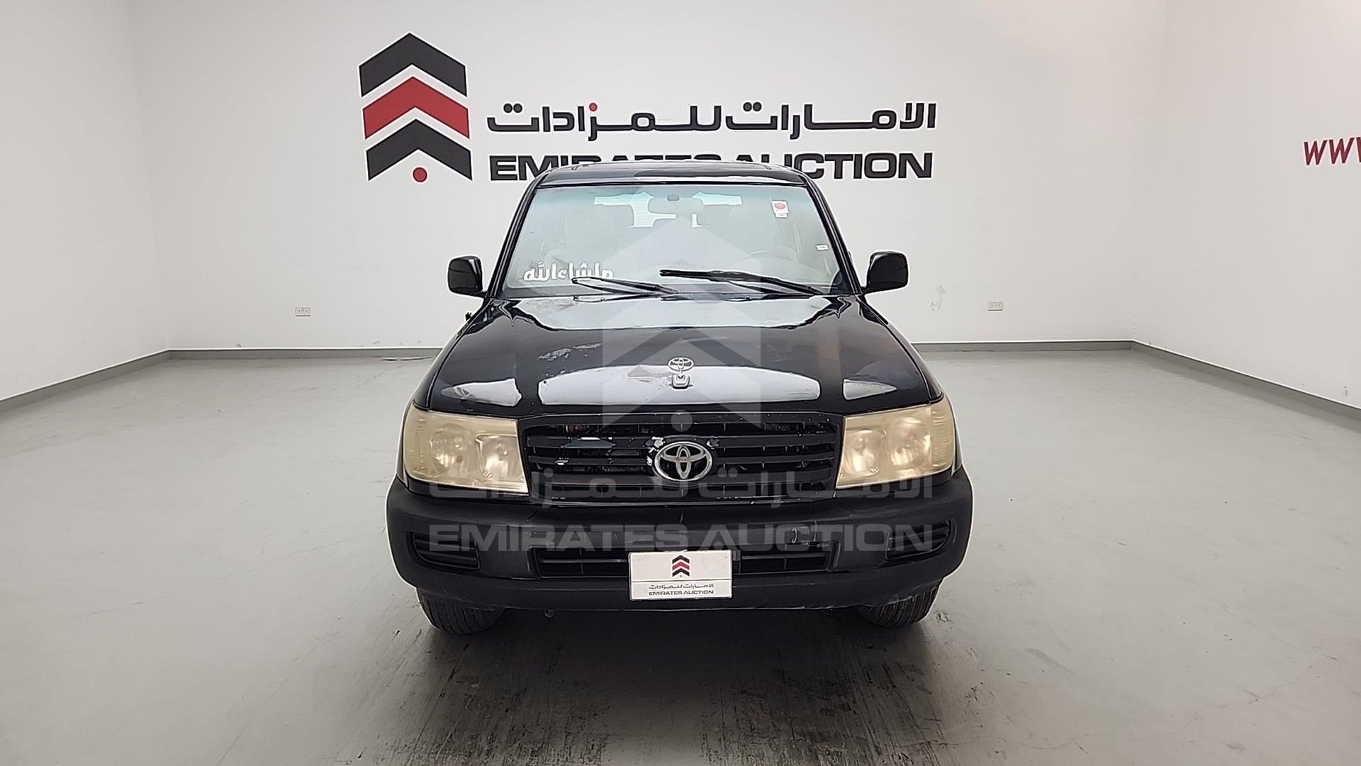 2005 TOYOTA LAND CRUISER VIN: JTEHJ09J855117441
