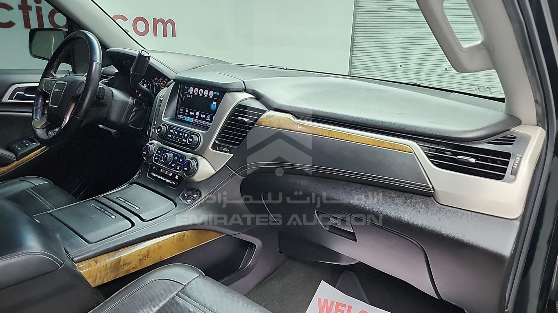 2017 GMC YUKON DENALI VIN: 1GKS28KJ9HR509684