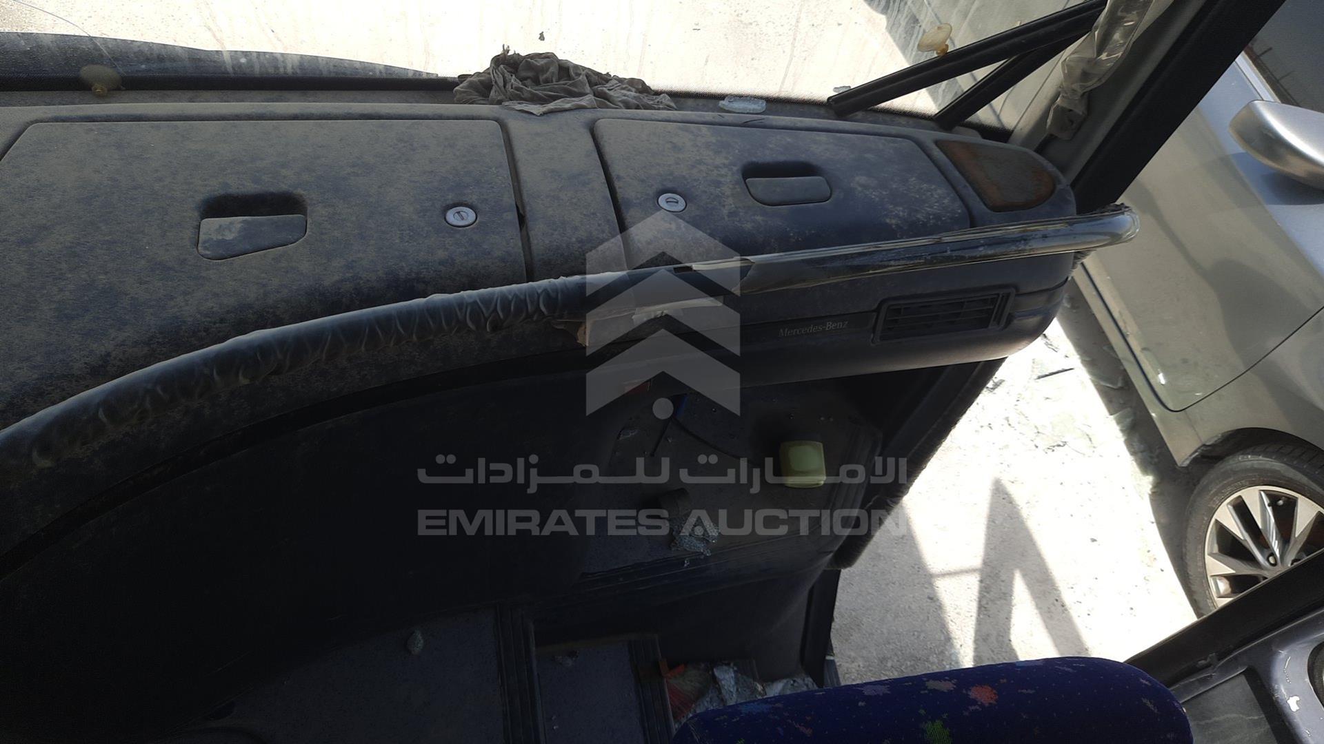 0 MERCEDES --- VIN: NMB61345513230238