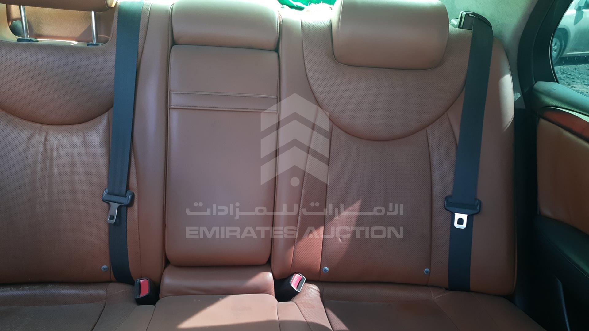 2005 LEXUS LS 430 VIN: JTHBN36F055010236