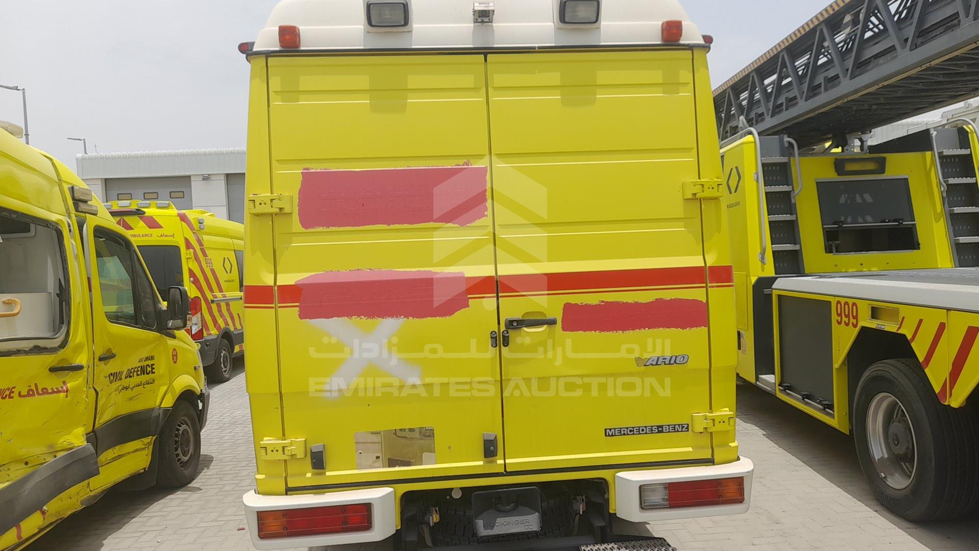 0 MERCEDES --- VIN: WD3D049349N137250