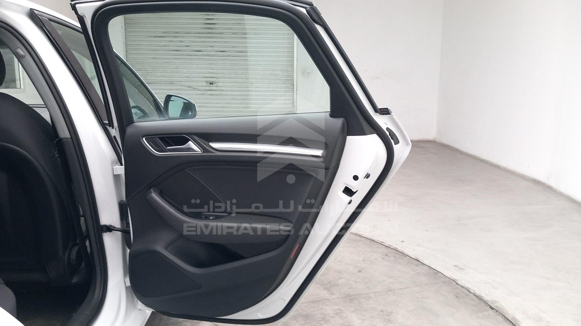 2018 AUDI A3 VIN: WAUZZZFF5J1019200