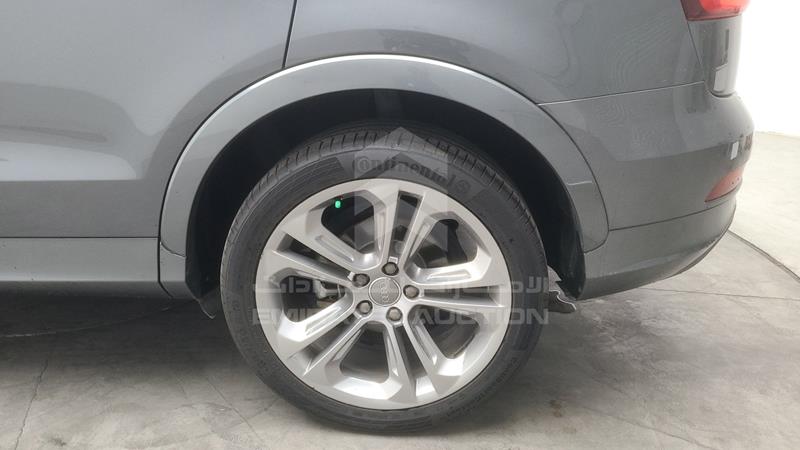 WA1DFAFS0FR001758 Auction: EmiratesAuction Lot: 409009 WA1DFAFS0FR001758 Audi Q3 2015 GREY Photo 43