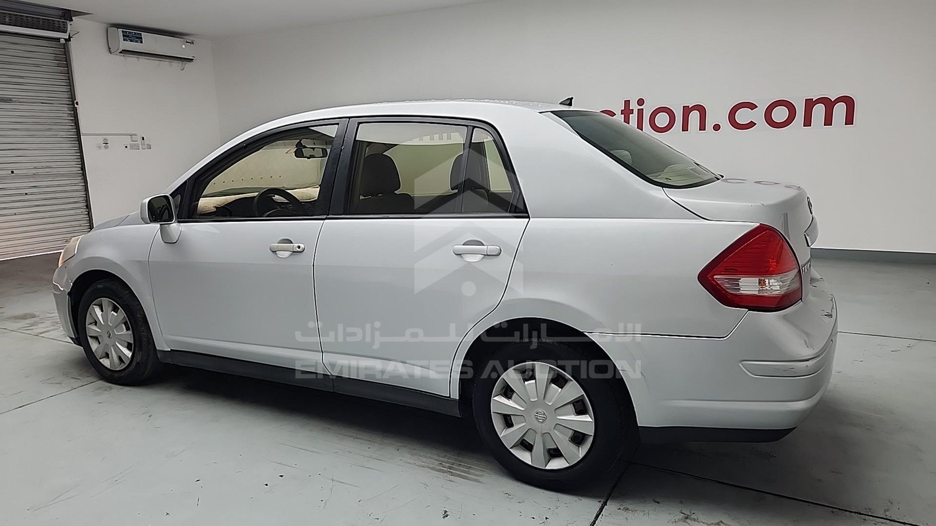 2011 NISSAN TIIDA VIN: 3N1BC1A62BL383991