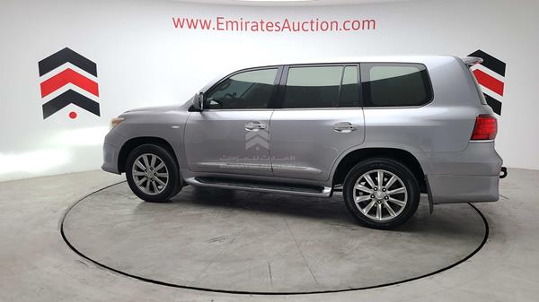 JTJHY00W3A4043674 Lexus LX 570