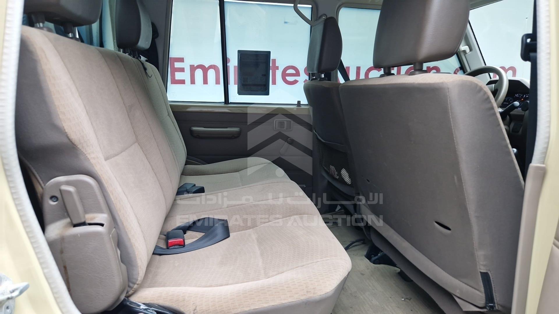 2018 TOYOTA LAND CRUISER VIN: JTFBU71J4J7061431