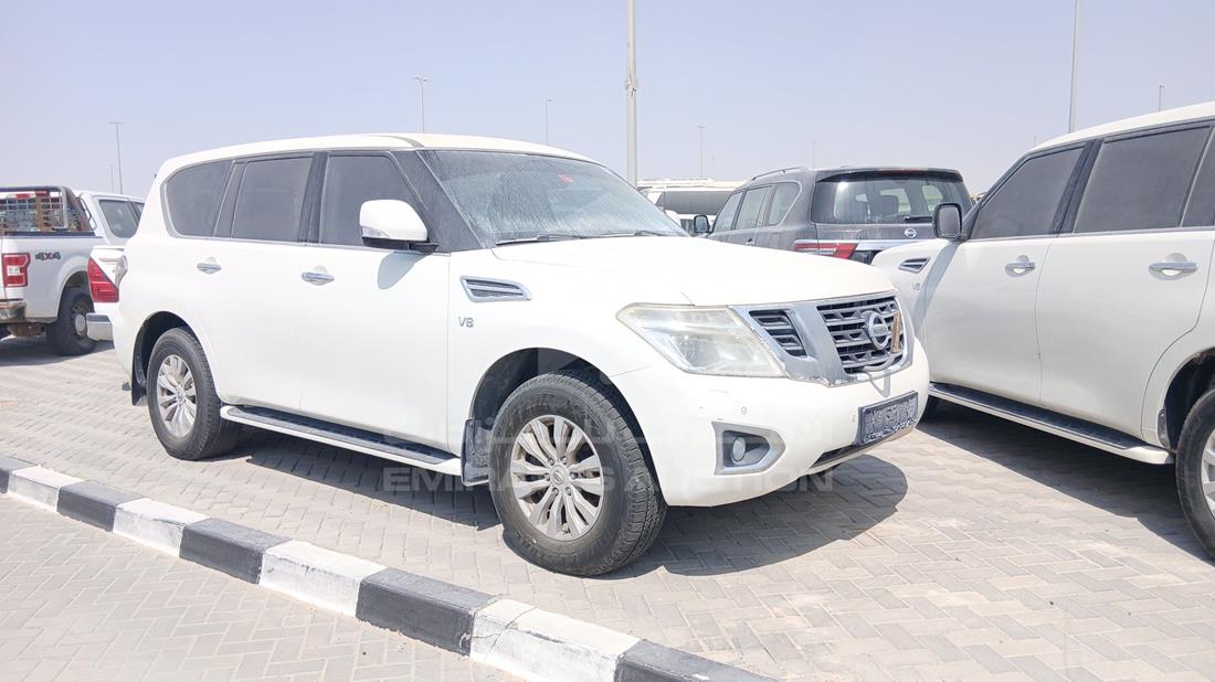 نيسان باترول 2019 — الزاوية الأمامية اليمنى — صورة 9
