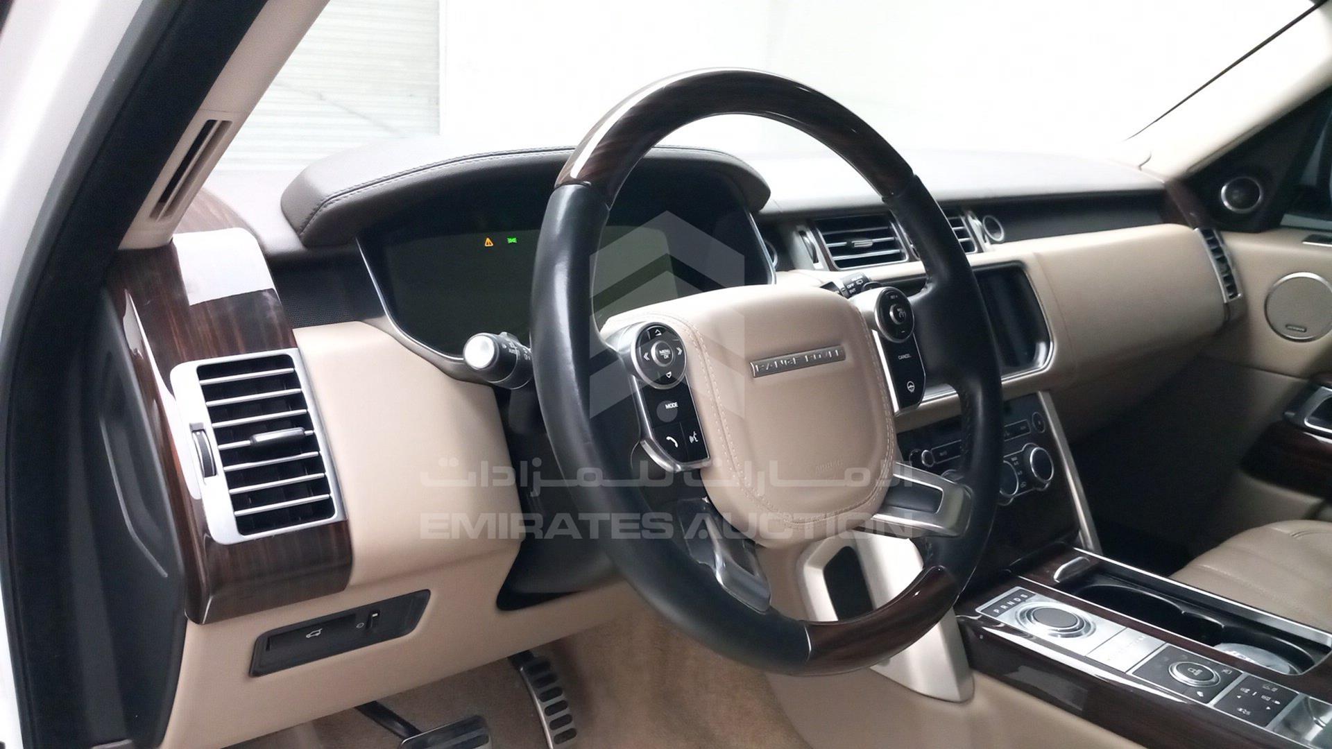 2014 RANGE ROVER VOGUE VIN: SALGA2EF0EA174181