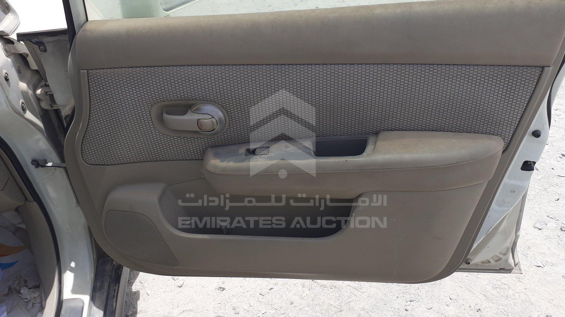 JN1CC13C06T003037 - 2006 Nissan Tiida - #350315