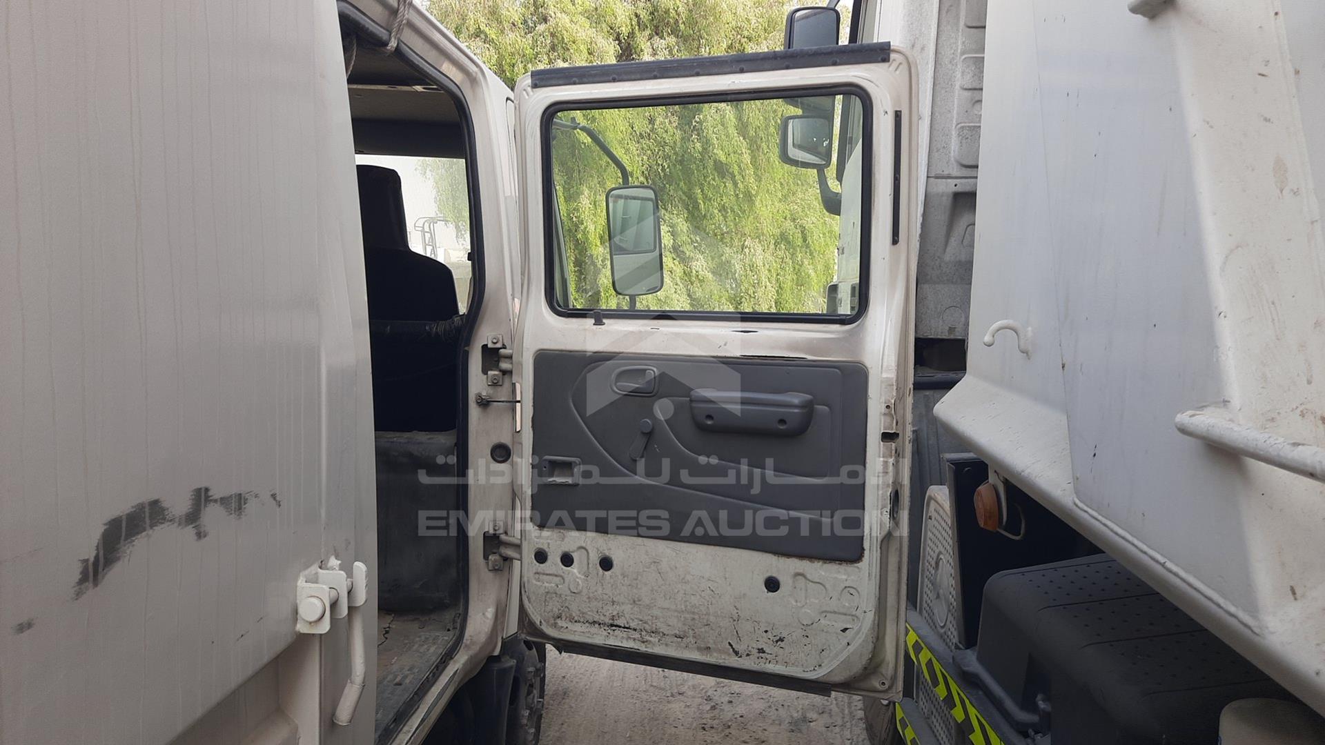 2014 HINO 300 VIN: JHHMCK3H9EK008144