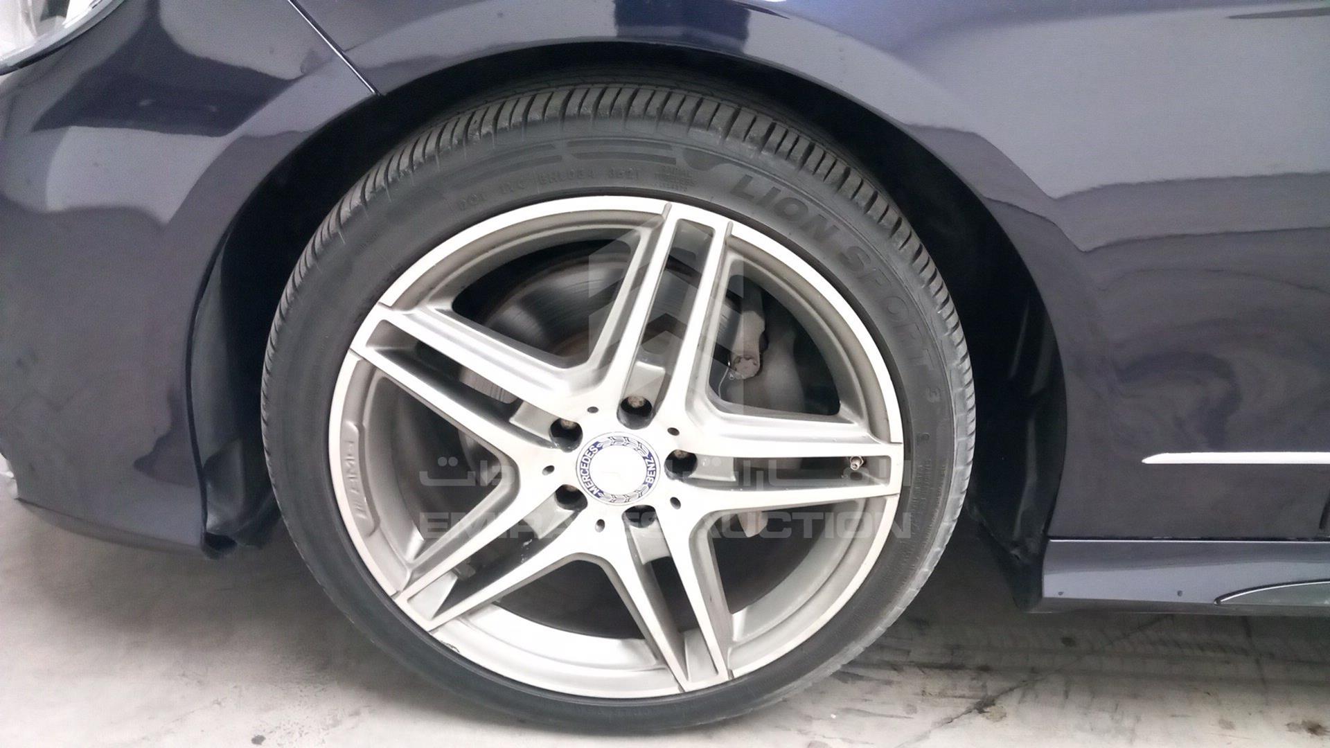 2011 MERCEDES E 350 VIN: WDDHF5GB8BA470334