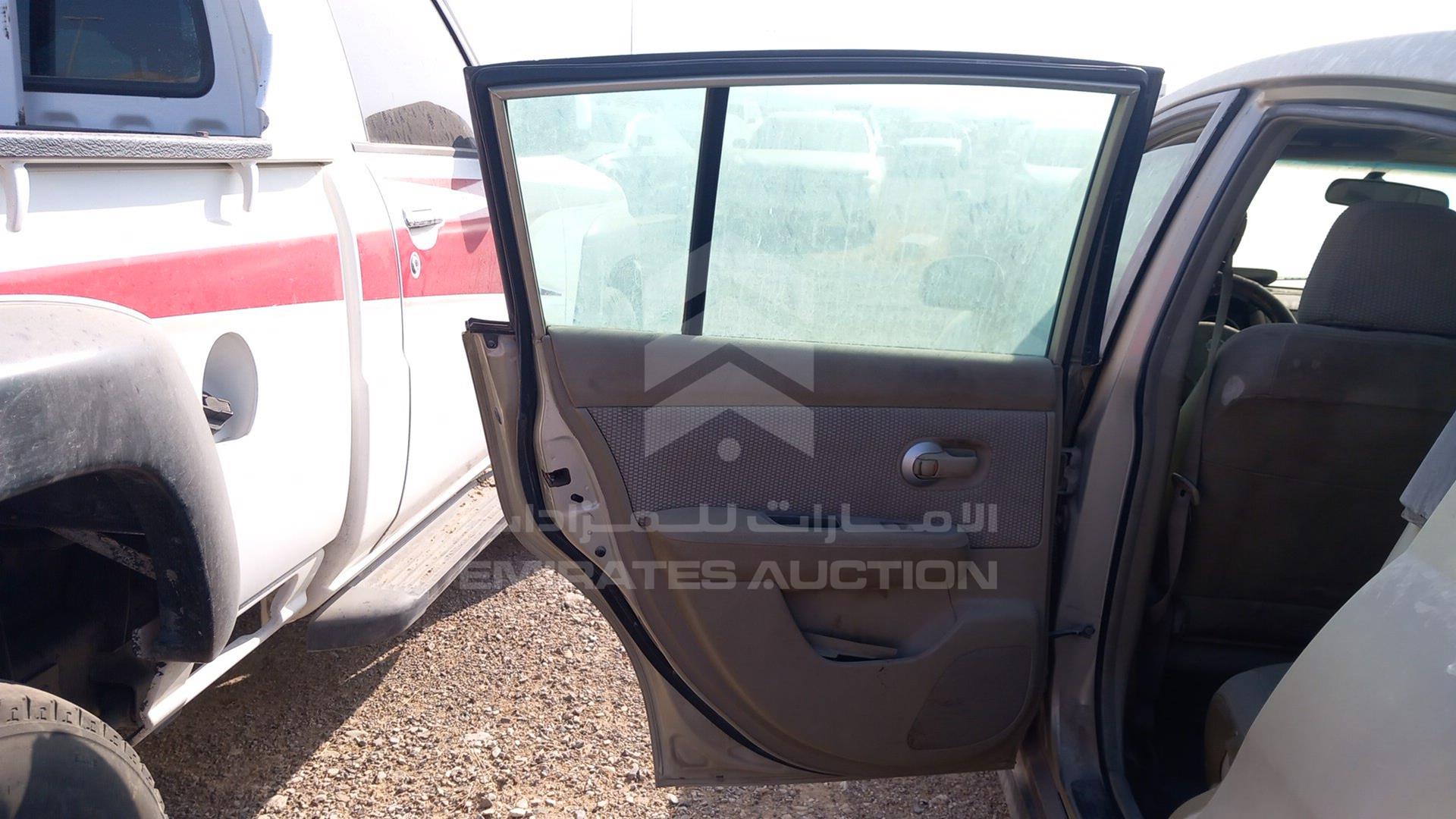 2006 NISSAN TIIDA VIN: JN1CC13CX6T000162