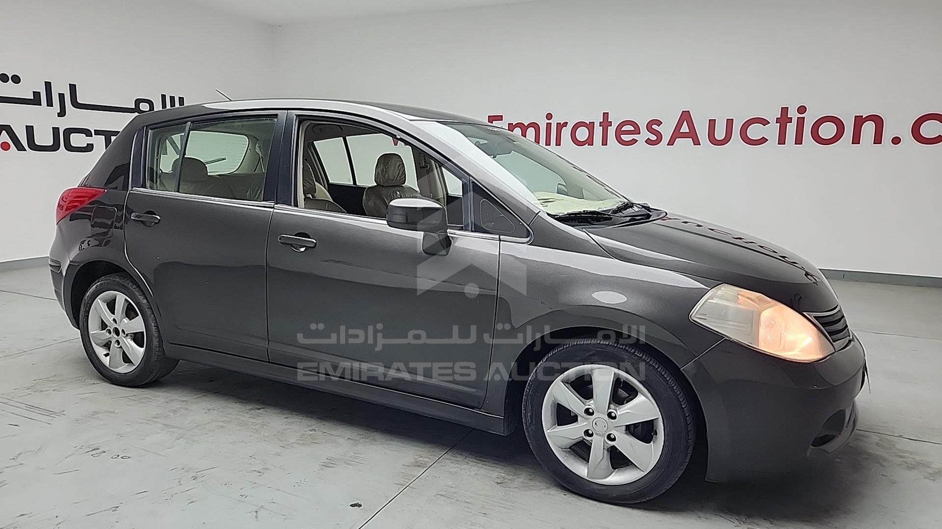 2011 NISSAN TIIDA VIN: 3N1BC1C73BL386856