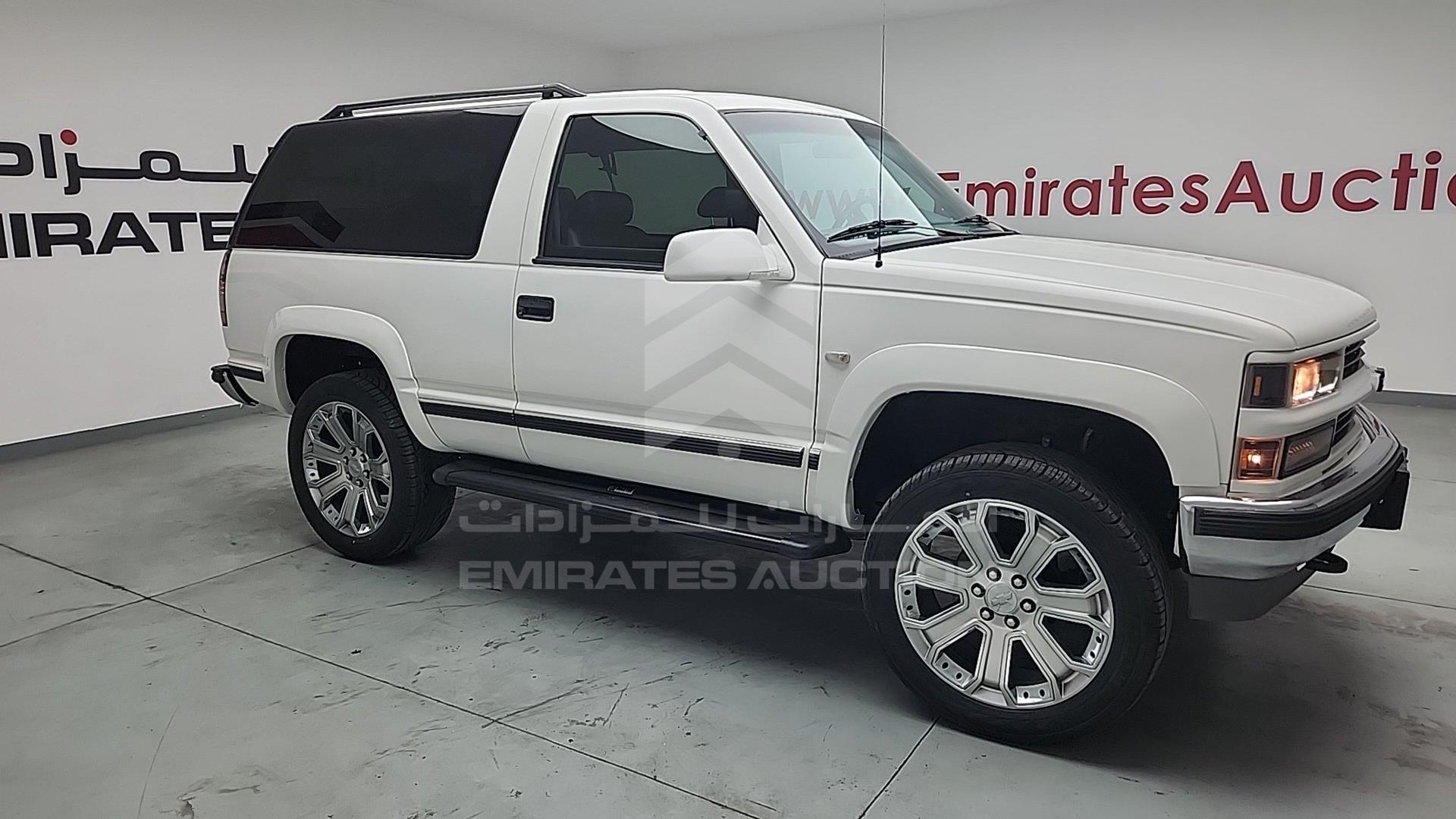1995 CHEVROLET TAHOE VIN: 1GNEK18K3SJ338881