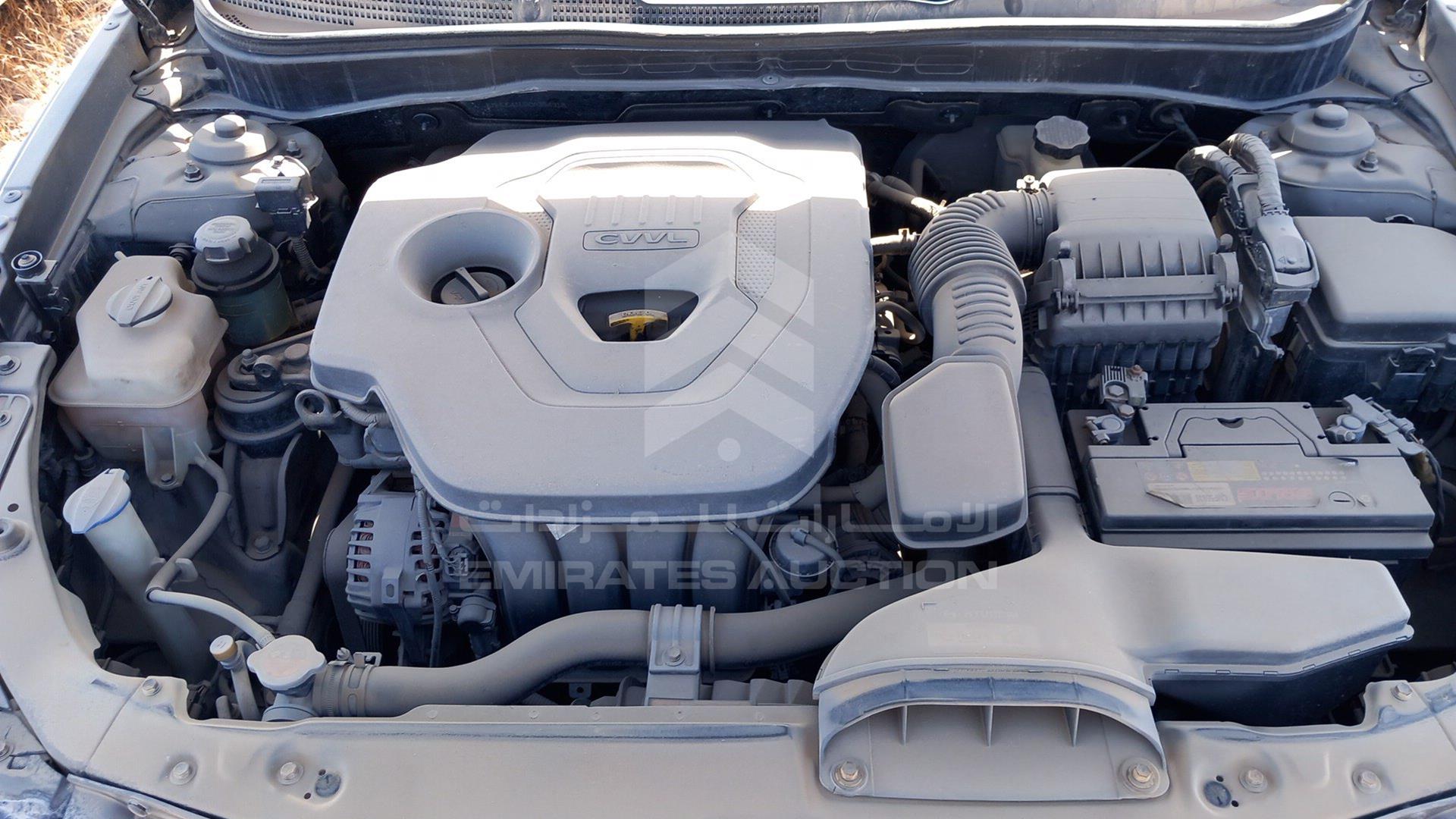 2012 HYUNDAI SONATA VIN: KMHEC41LBCA354310
