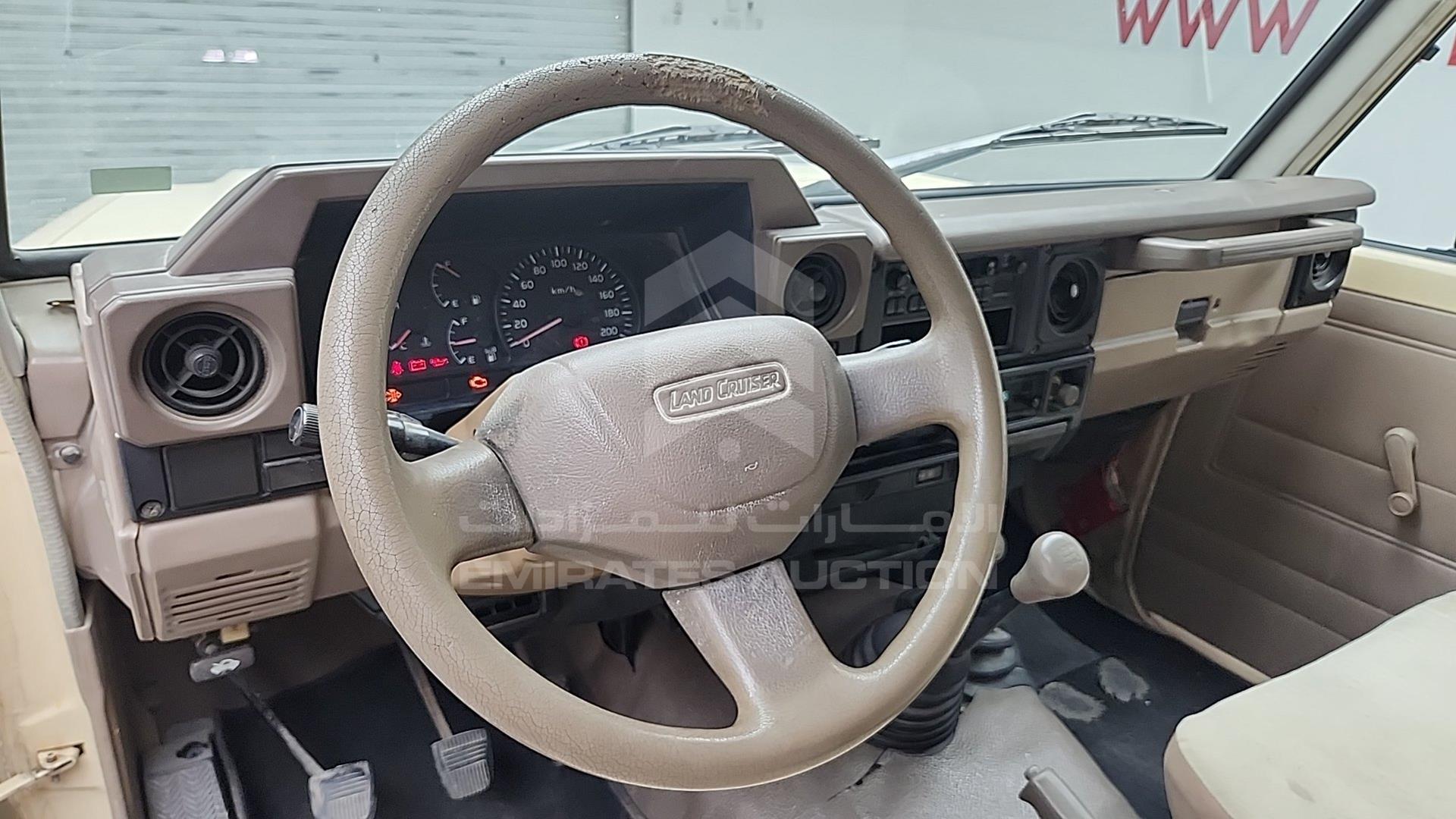 2000 TOYOTA LAND CRUISER VIN: JTFLJ71JXY8000683