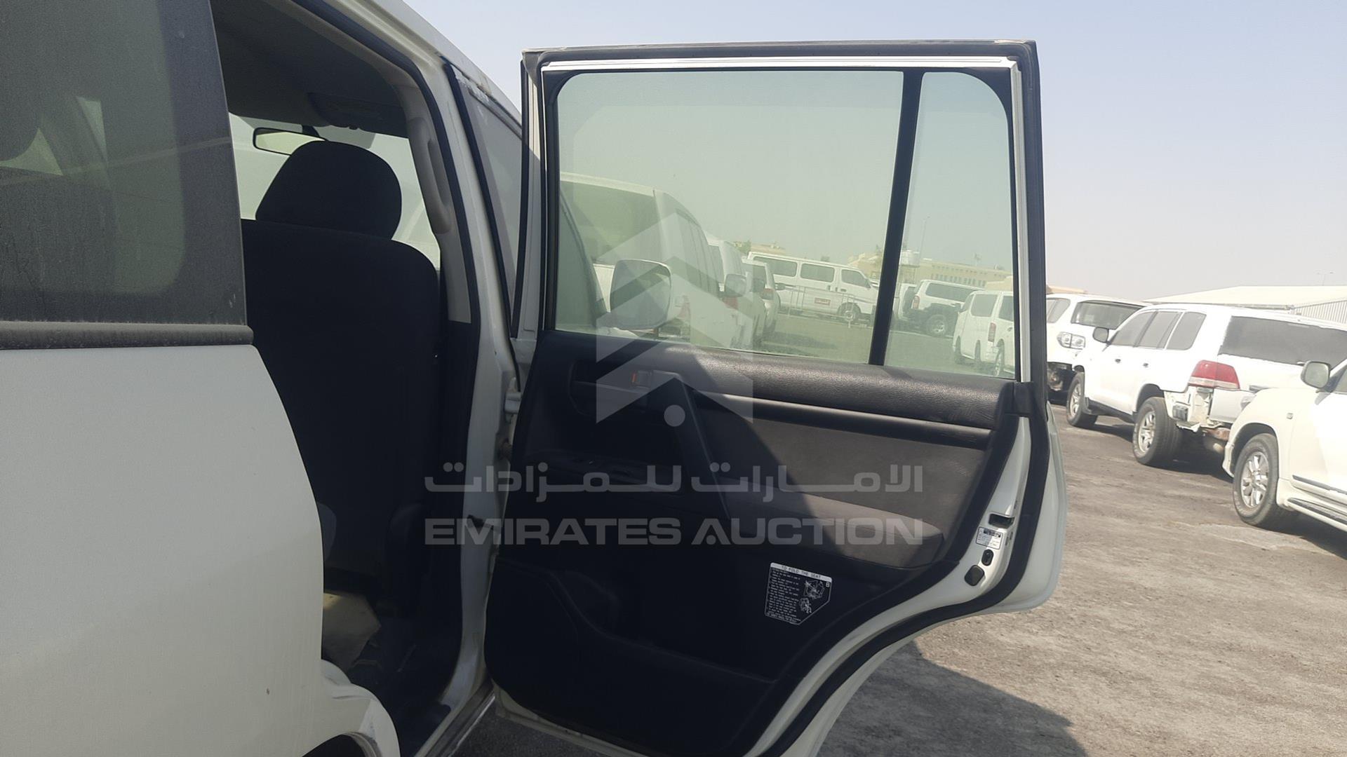 2012 TOYOTA LAND CRUISER VIN: JTMDU09J7C5057580