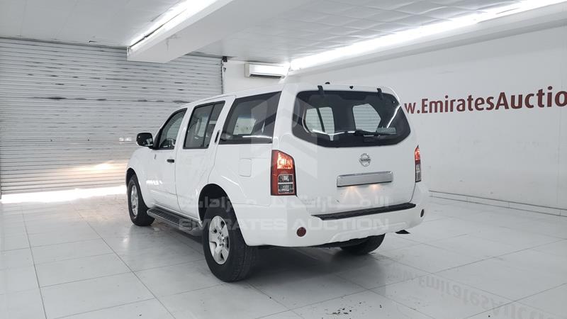 VSKLR11A3EA543133 Auction: EmiratesAuction Lot: 405690 VSKLR11A3EA543133 Nissan Pathfinder 2014 WHITE Photo 6