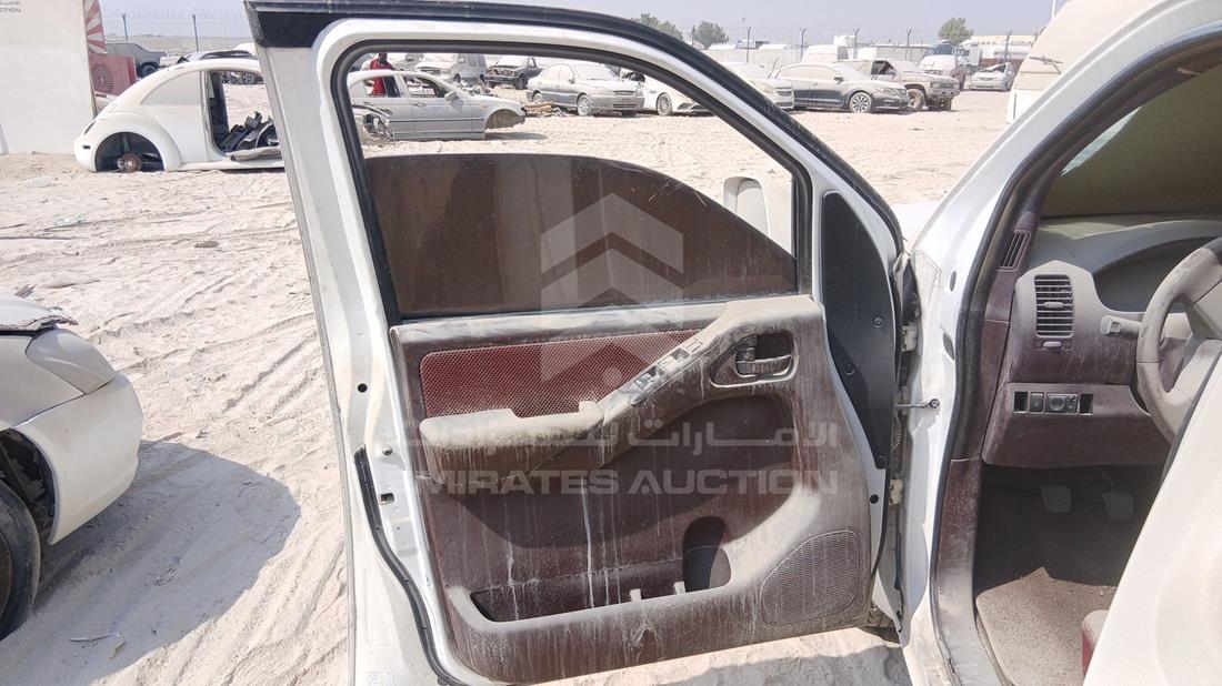 2010 Nissan Navara — Front Left Door — Photo 9