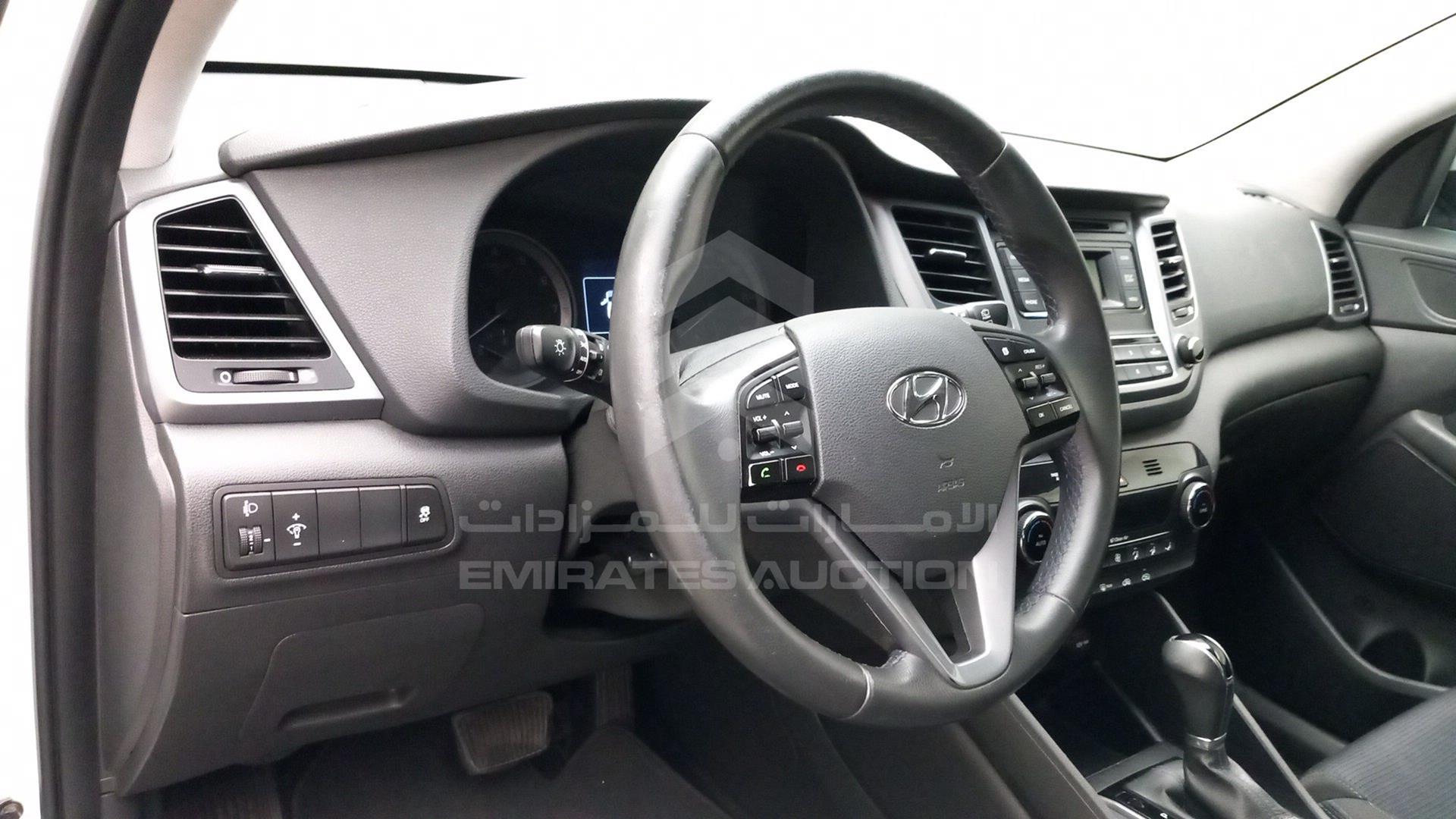 2017 HYUNDAI TUCSON VIN: TMAJ381B7HJ191503