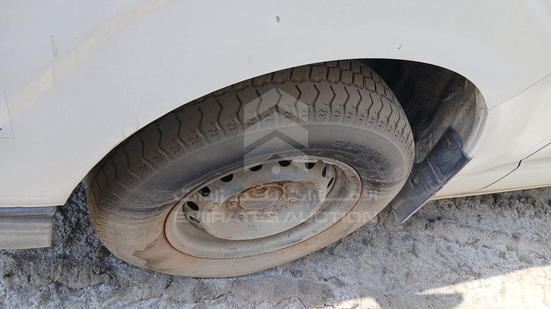 Toyota Hiace - Scrap without document — Front Left Tyre — Photo 16