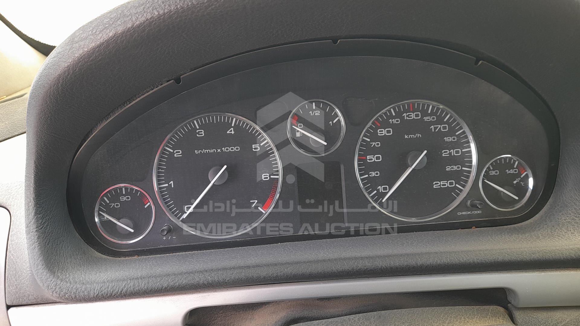2005 PEUGEOT 407 VIN: VF36DRFNE5L005864